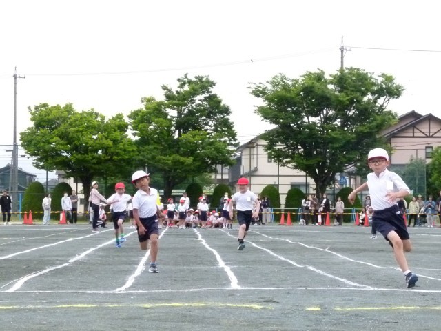 2年生男子40m走の様子１