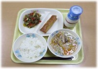 0305 給食.jpg