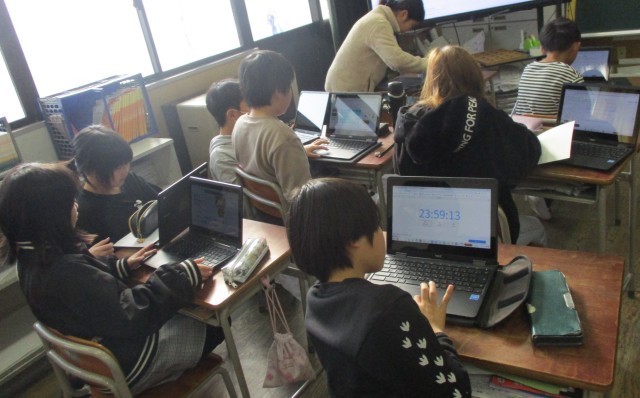 PCを使ってスライド編集