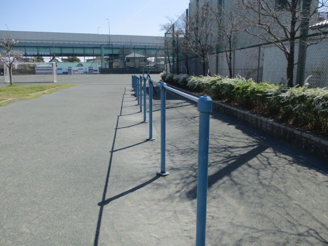 「てつぼうで体力づくり」