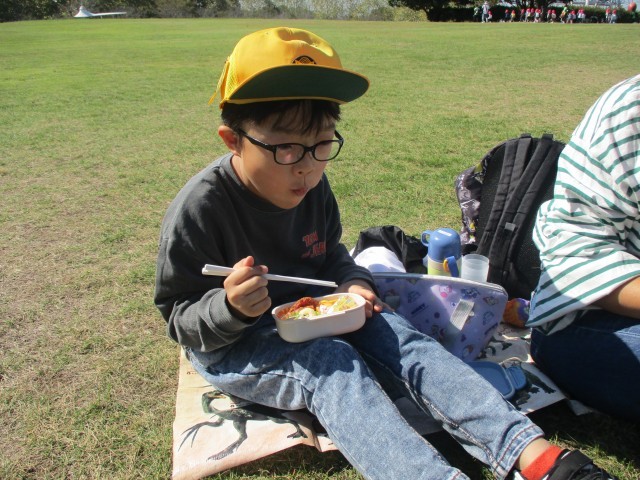 1年生、お弁当タイム。