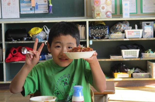 5年生、給食。