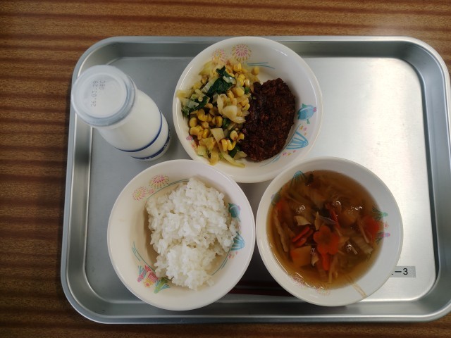 3/18（水）の給食