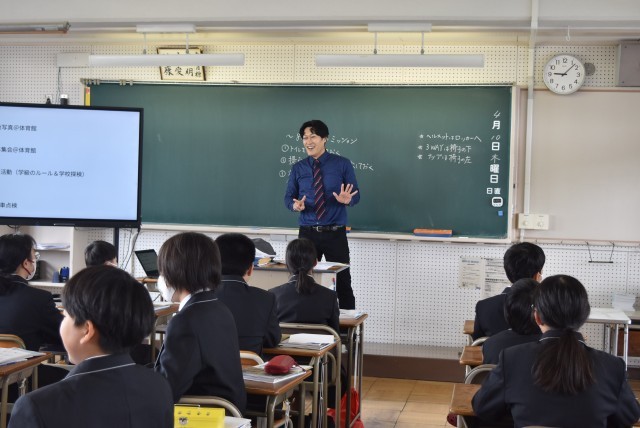 1時間目　教室での様子
