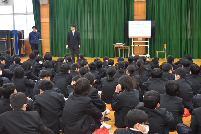 ２時間目　学年集会